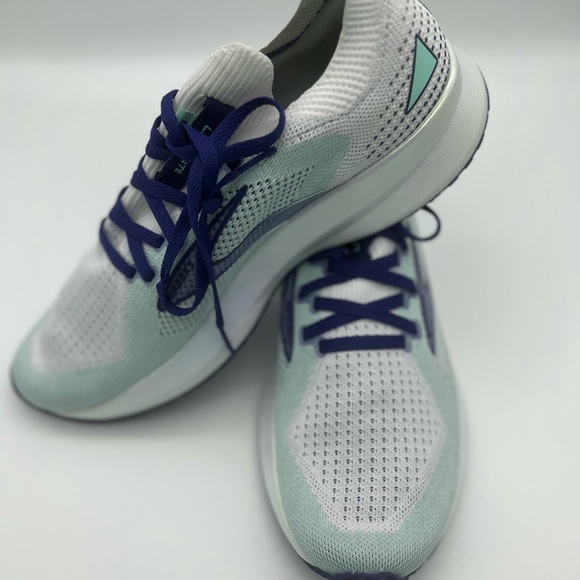 Brooks Levitate StealthFit 5 Running Shoe -Size 10 - Picture 4 of 6